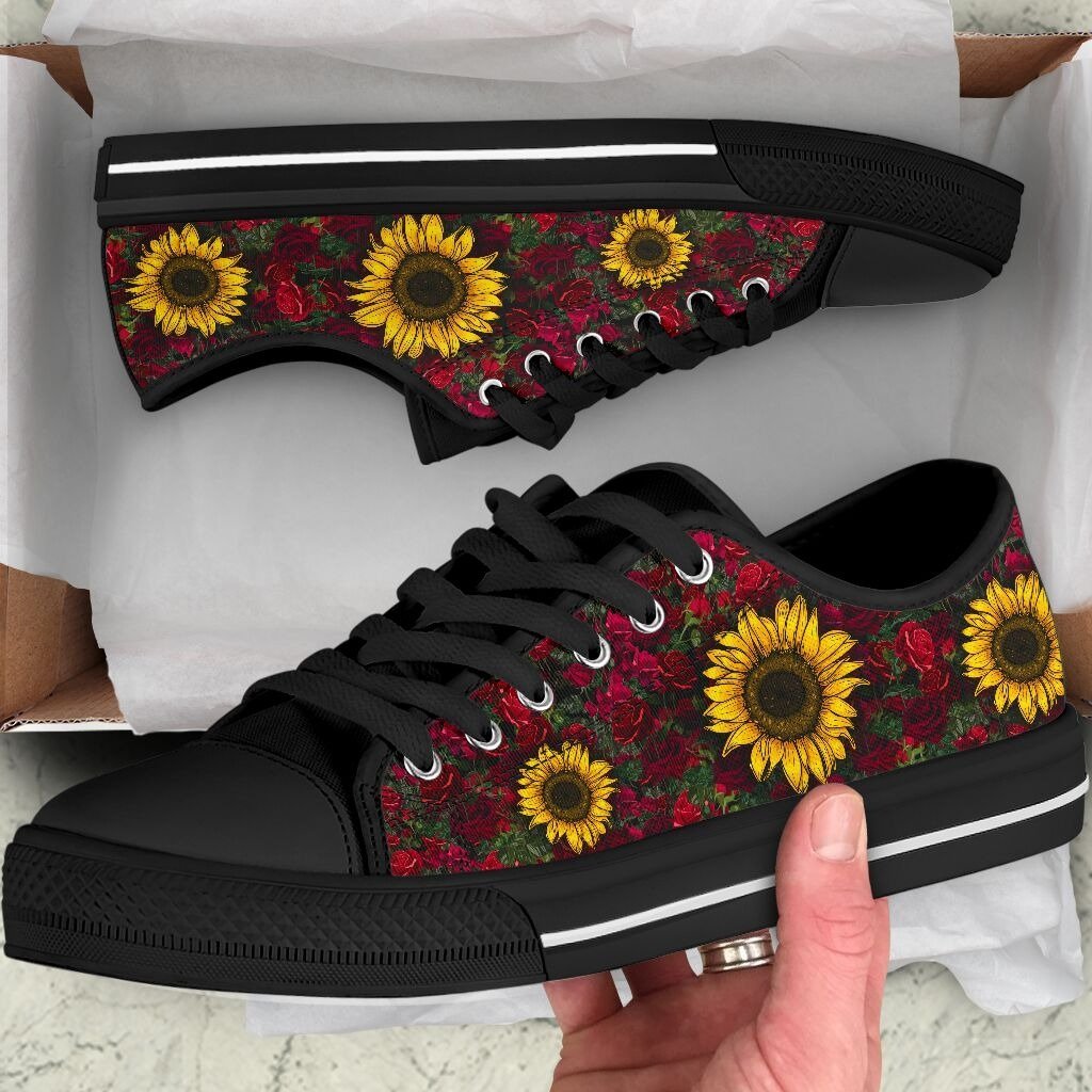 Sunflowers And Roses Low Top Shoes TA031925 - Amaze Style™-