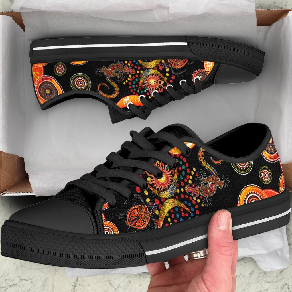 Aboriginal shoes Naidoc Week 2021 Turtle Lizard Low Top Shoes