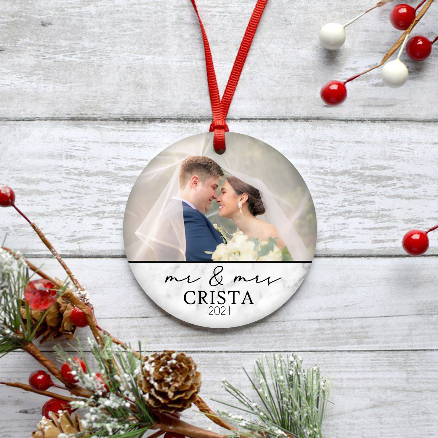 Beautiful Married Couple Customized Ornament Christmas Gift For Couple Home Decor