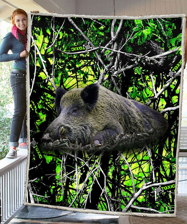 Boar Blanket Green Hunting Camo - Sherpa Blanket