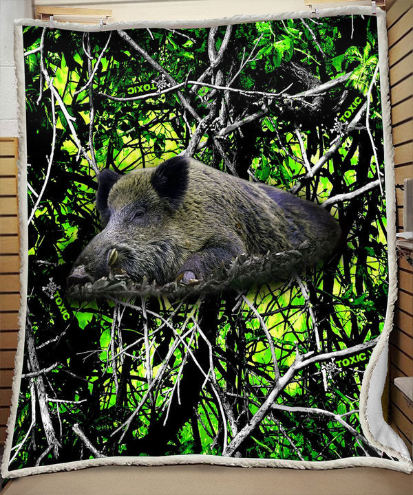 Boar Blanket Green Hunting Camo - Sherpa Blanket