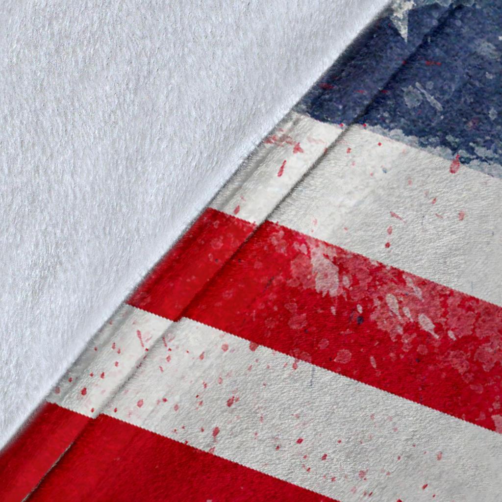 American Flag Fleece Throw Blanket-Amaze Style™-Premium BlanketAmerican Flag Fleece Throw Blanket-Youth (56 x 43 inches / 140 x 110 cm)-Vibe Cosy™