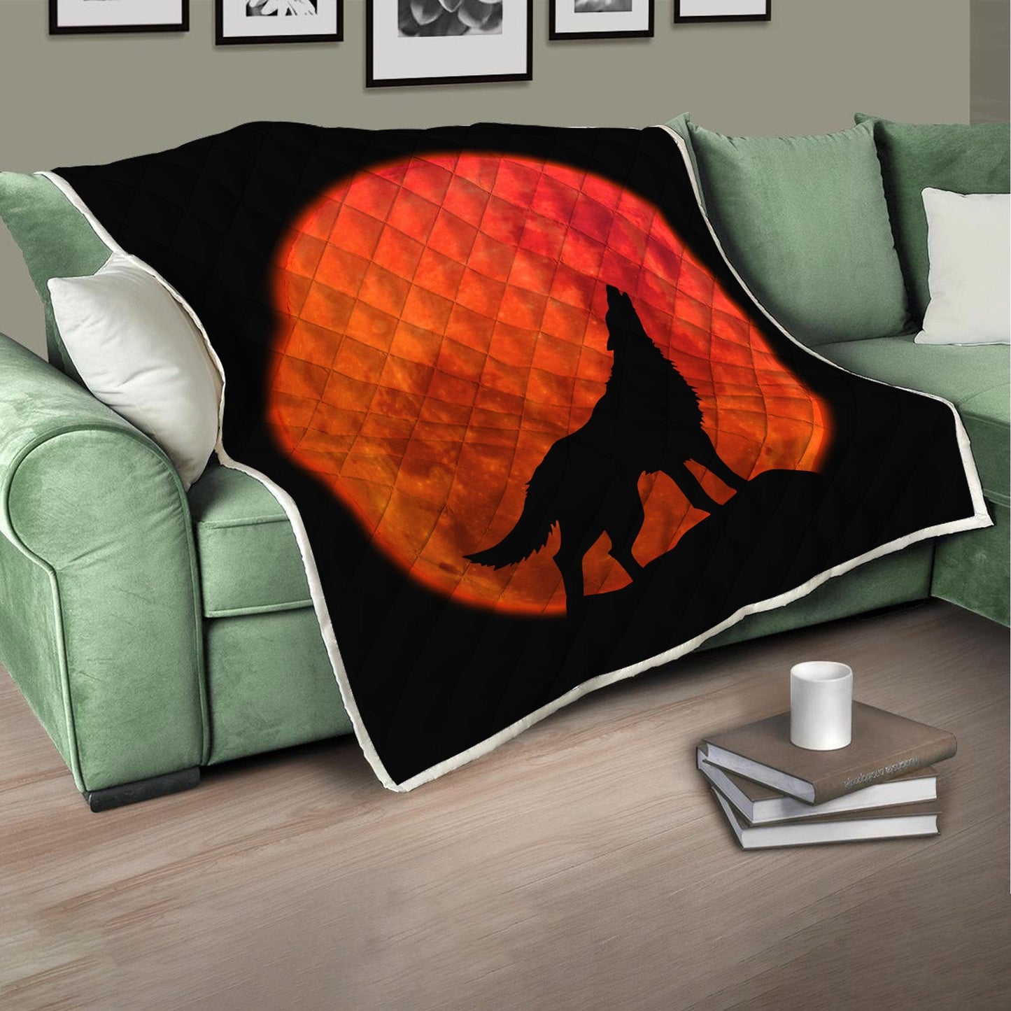 Wolf in Moon Quilt