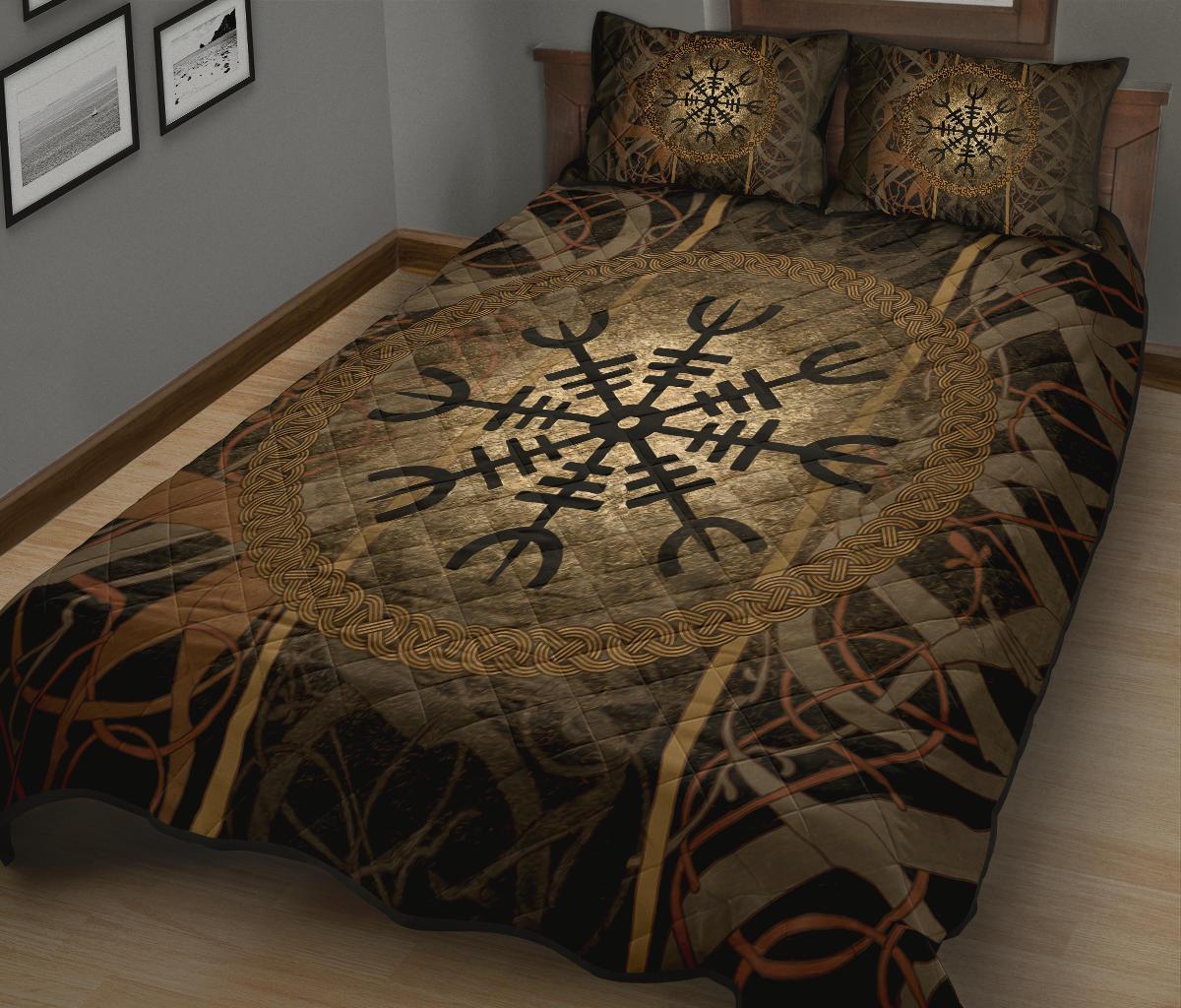 Viking Quilt Bed Set, Helm of Awe